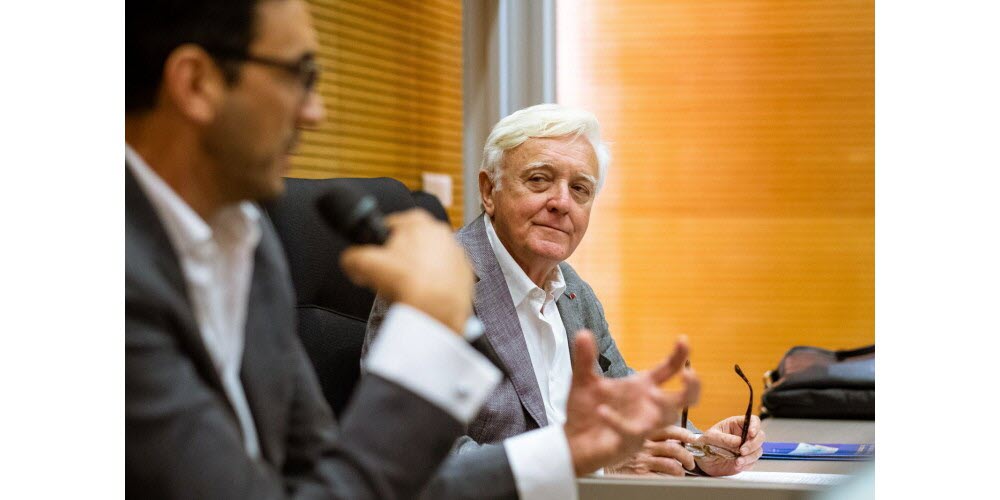 Guerre à Gaza: L'ancien ambassadeur d'Israël en France appelle Emmanuel Macron à sanctionner son pays