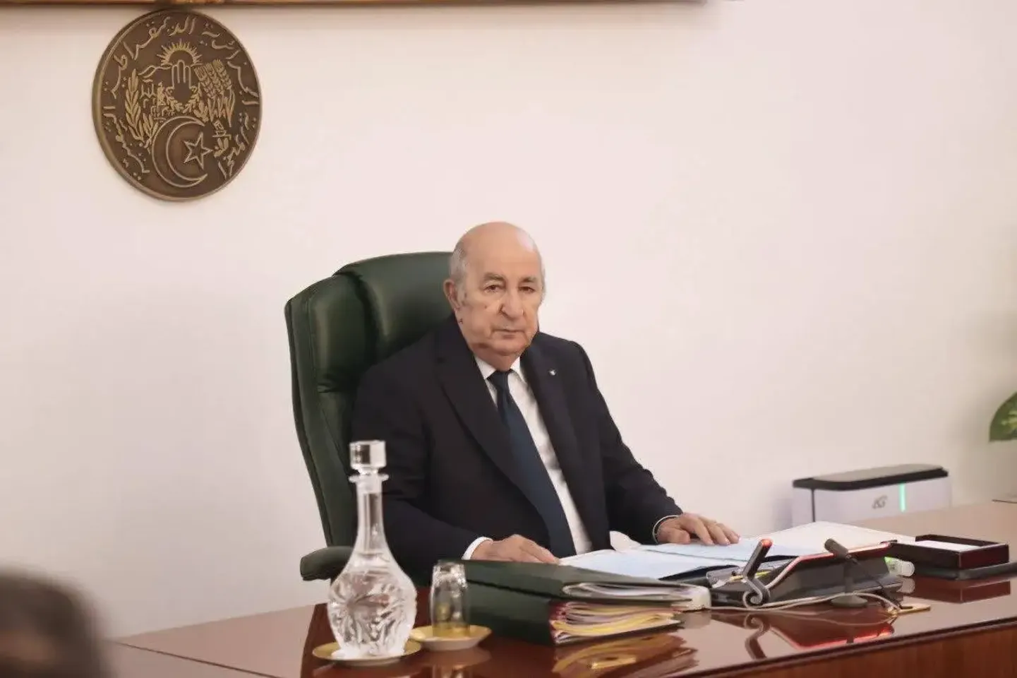 Algérie : l’appel d’une centaine de personnalités contre le régime autoritaire de Tebboune