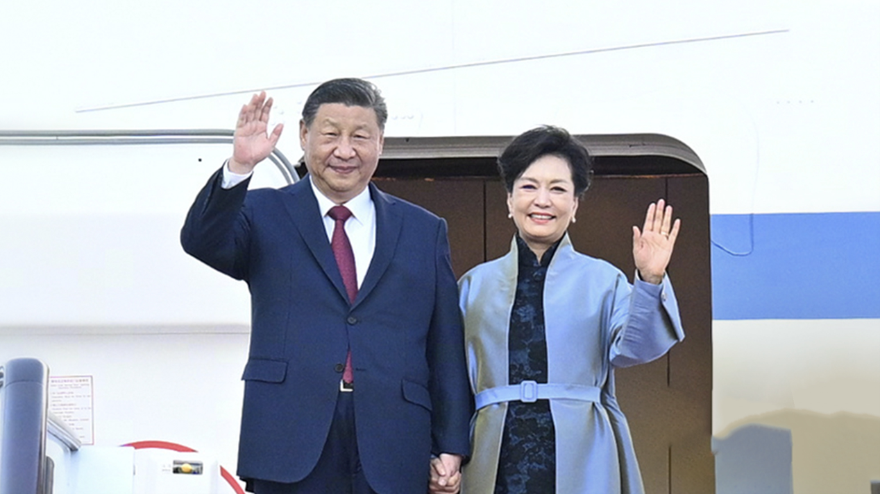 Main dans la main, les familles et la patrie sont étroitement liées