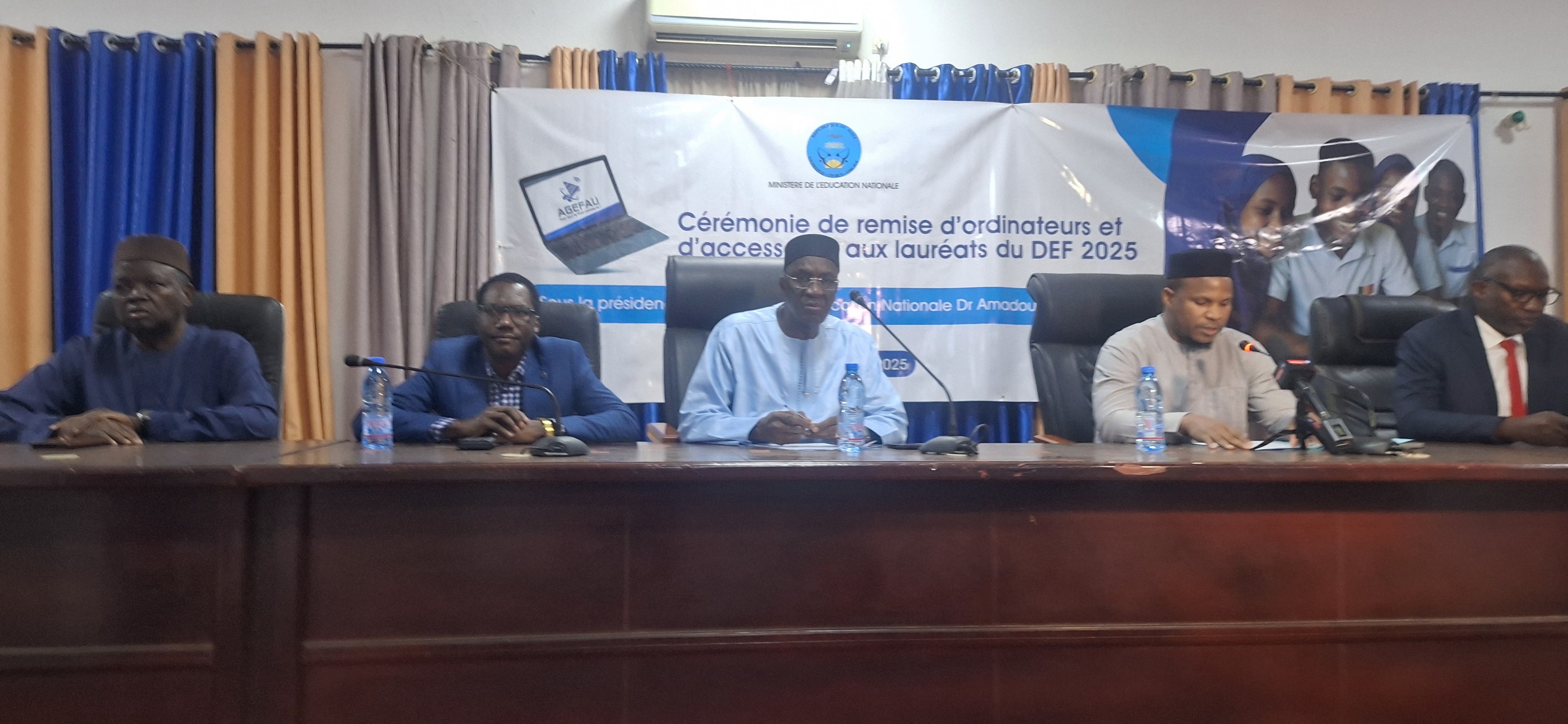 Mali : Des prix d'excellence pour les meilleurs élèves du DEF