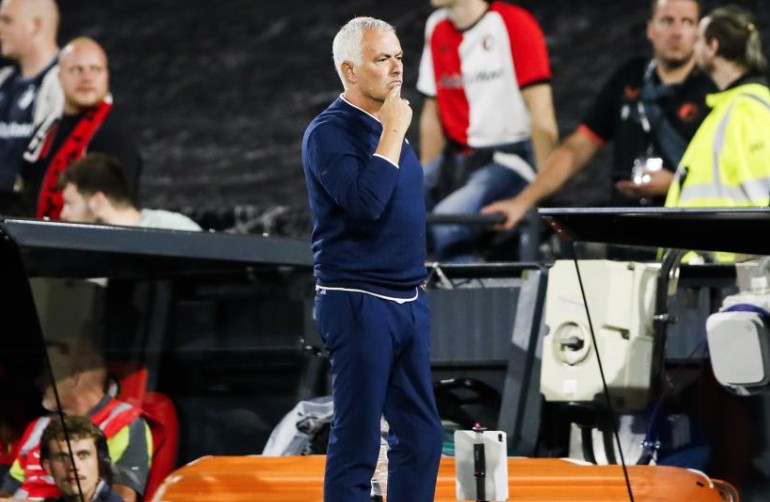 Foot, Turquie: José Mourinho viré par Fenerbahçe après l'élimination en barrages de la Ligue des champions