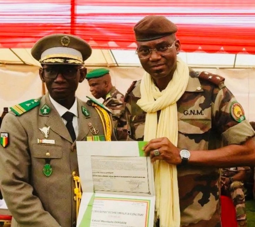 Armées : La promotion AES de l'école de guerre opérationnelle