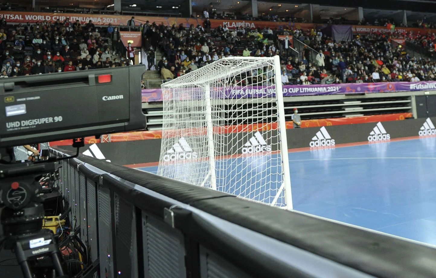 Brésil : Un gardien arrête un penalty et meurt (vidéo)