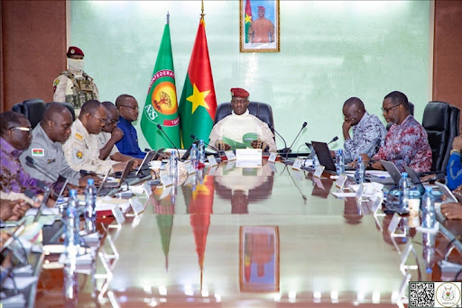 Burkina : Le Gouvernement ne prendra plus en charge les frais de scolarité des enfants des agents en poste à l’étranger