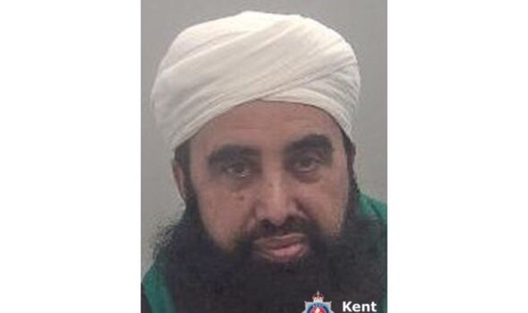 Un imam écope de 10 ans de prison pour avoir ab.usé de 4 filles dans une mosquée