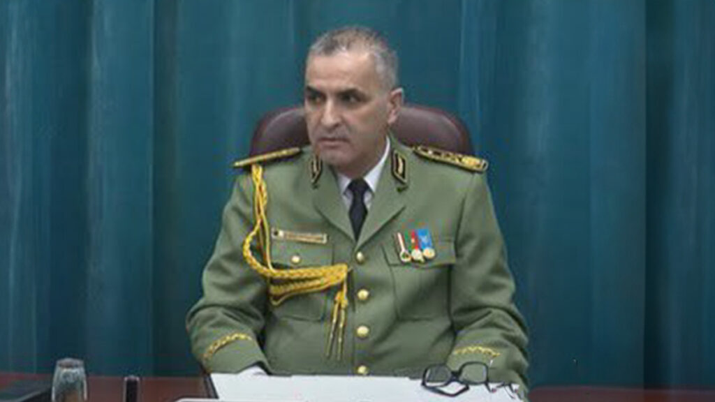 Alger, l’évasion spectaculaire du puissant général Nacer el Djinn