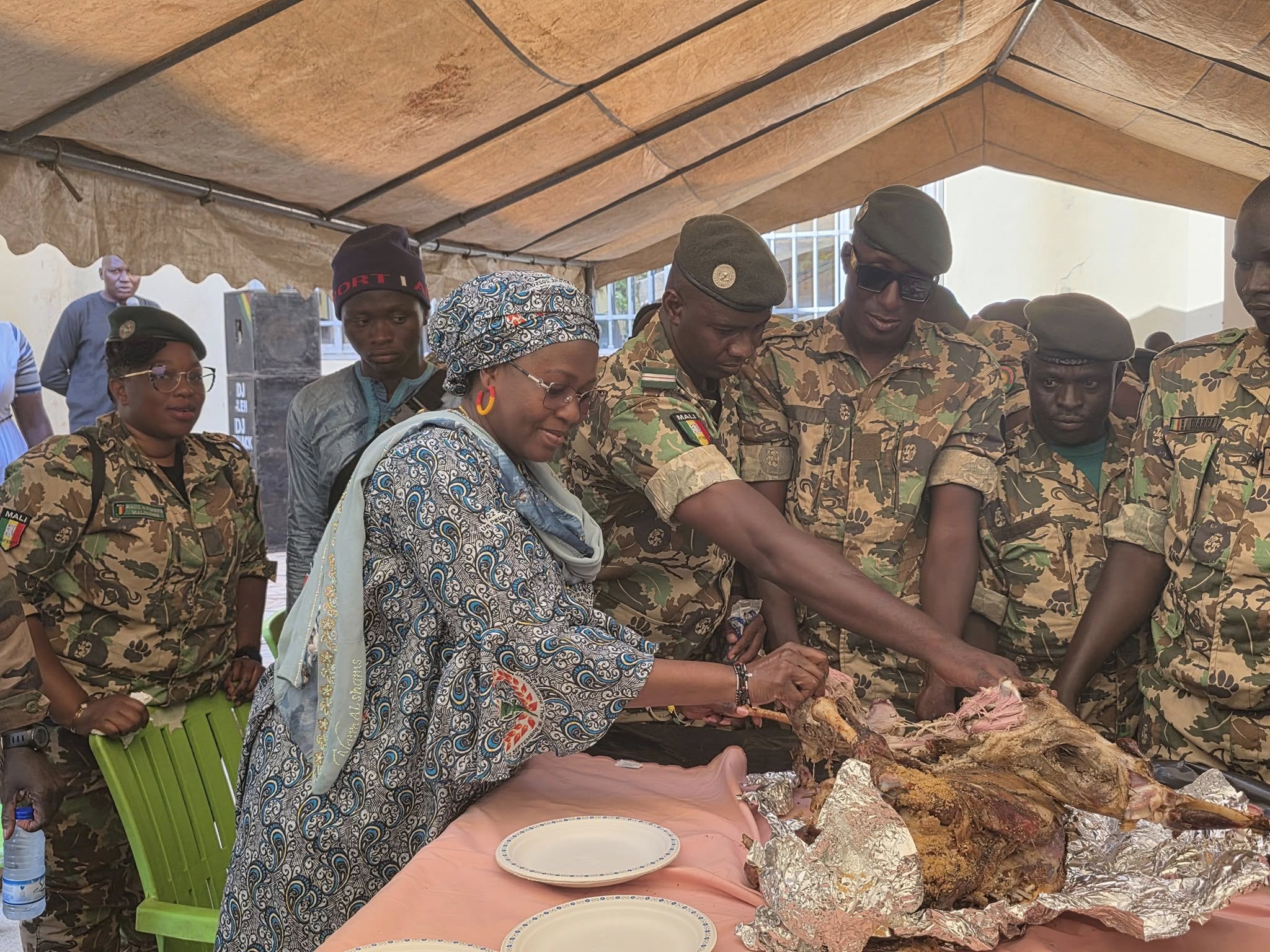 Un repas de corps historique pour les Eaux et Forêts : le ministre Mariam Tangara célèbre le défilé du 22 septembre
