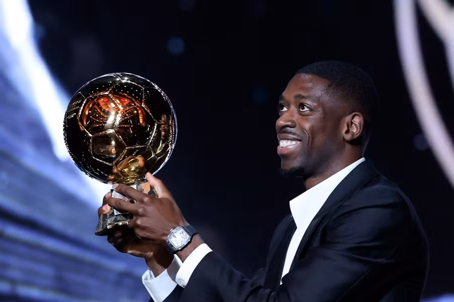 Ousmane Dembélé remporte le Ballon d'Or et devient le 6e Français sacré