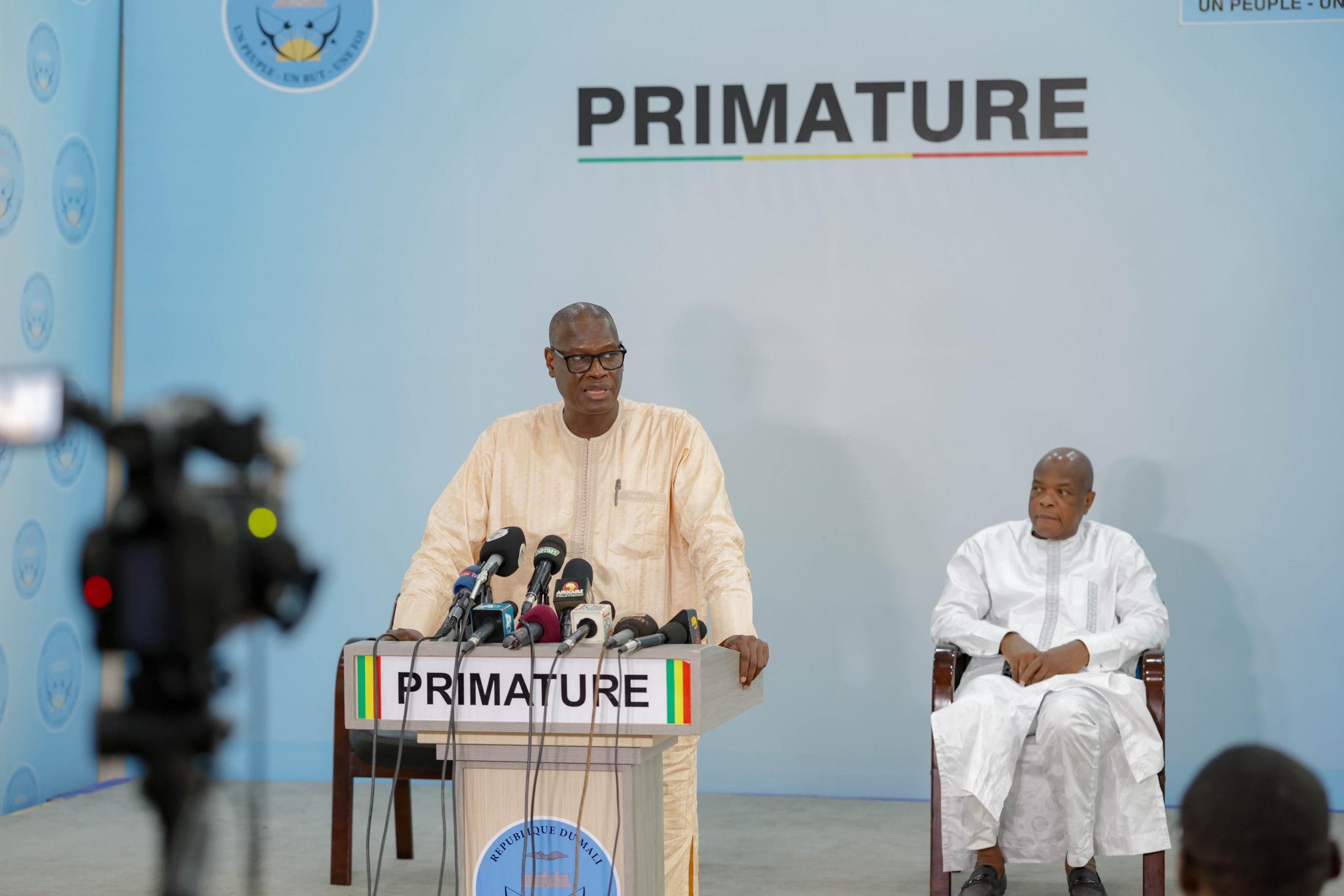 Pénurie de carburant : les autorités promettent une amélioration imminente de l'approvisionnement