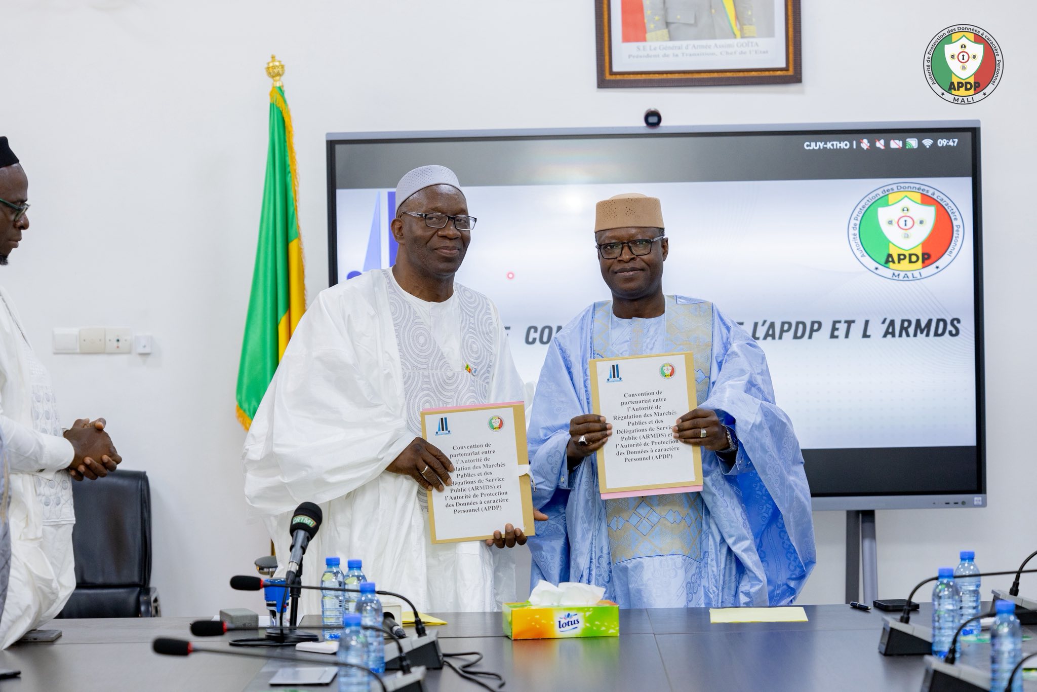 Protection des données et marchés publics : l’APDP et l’AMRDS signent un partenariat stratégique
