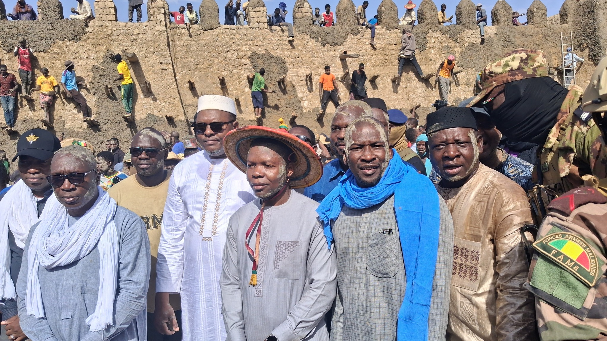 Tombouctou : la mosquée de Djingareiber célèbre ses 700 ans par l'entretien annuel du Banco