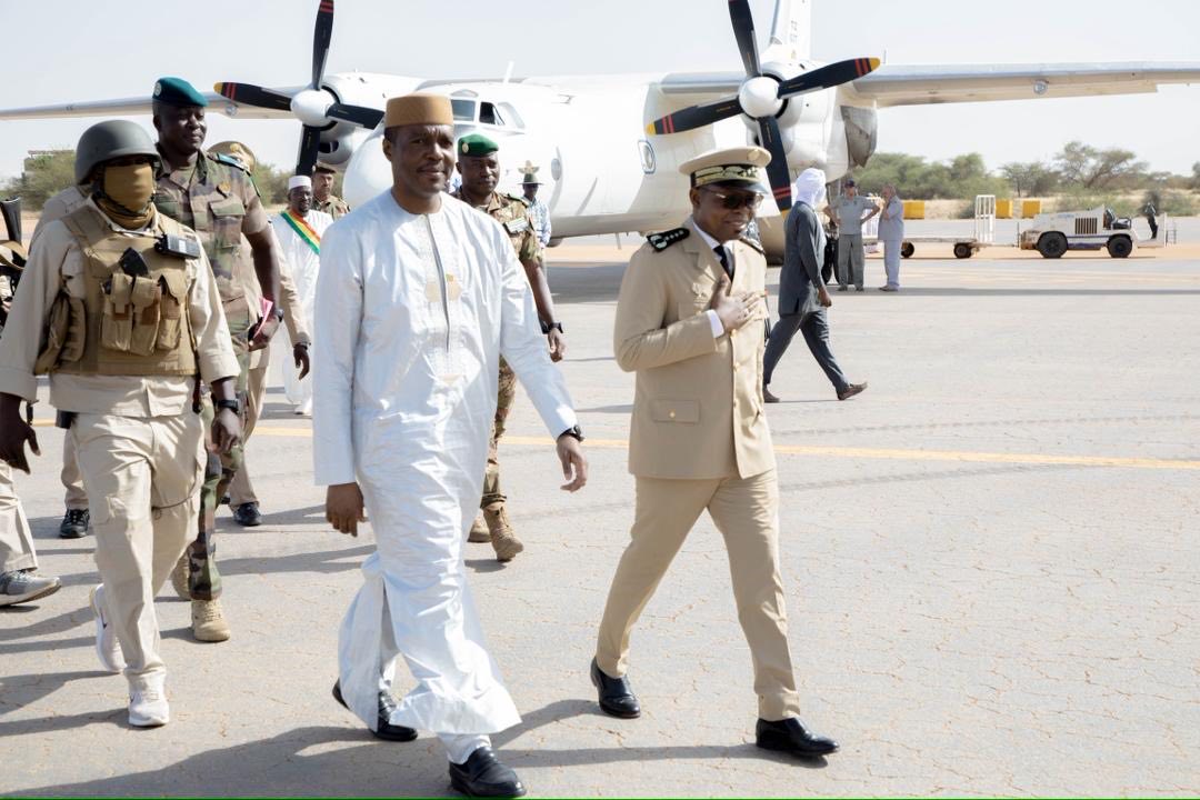 Le Premier ministre Abdoulaye Maïga entame une visite axée sur le développement à Tombouctou