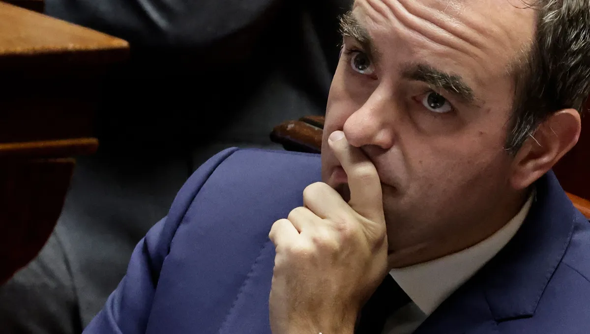 France : Sébastien Lecornu échappe à la censure, mais l'opposition maintient la pression