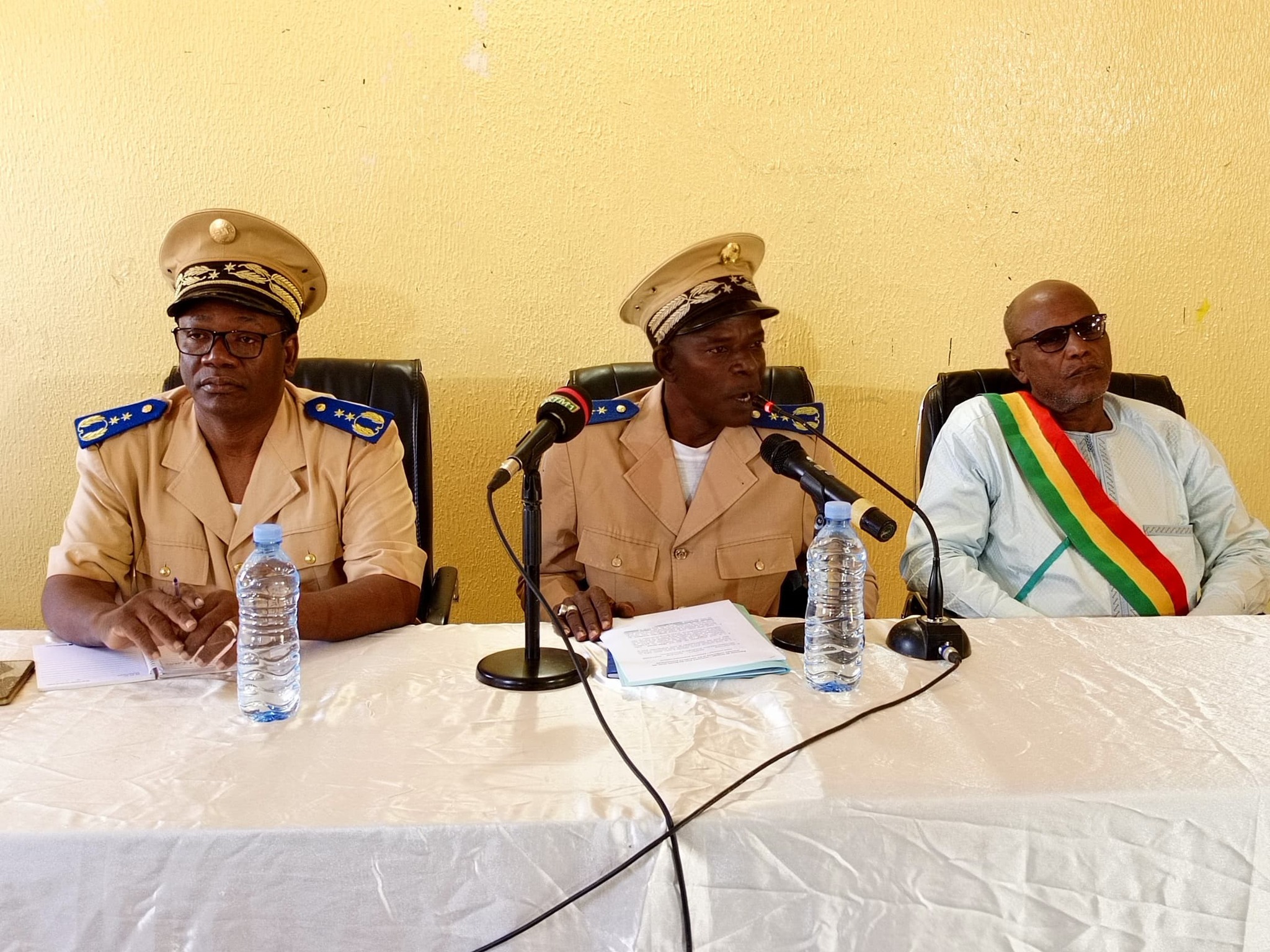 Crise du carburant : le Gouverneur de Nioro appelle les forces vives au patriotisme et à la vigilance