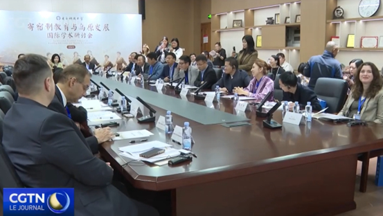 Chine : l'enseignement en internat favorise le développement du plateau du Qinghai-Xizang