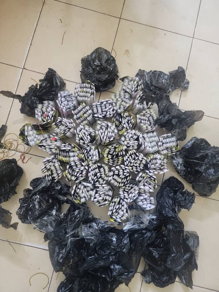 Aéroport de Bamako : Saisie de 6 490 comprimés de Tramadol sur une passagère en transit