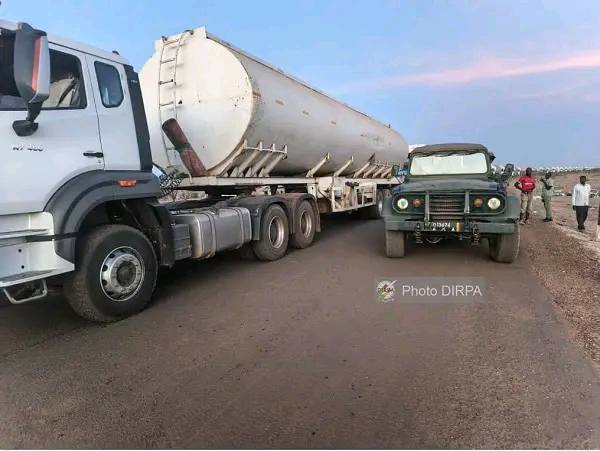Région Militaire N°1 : La force Siradjè escorte un important convoi de carburant vers le Nord
