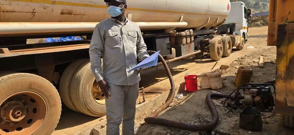 Kayes : Le détournement de carburant se poursuit, la DRCC intercepte plusieurs camions-citernes.