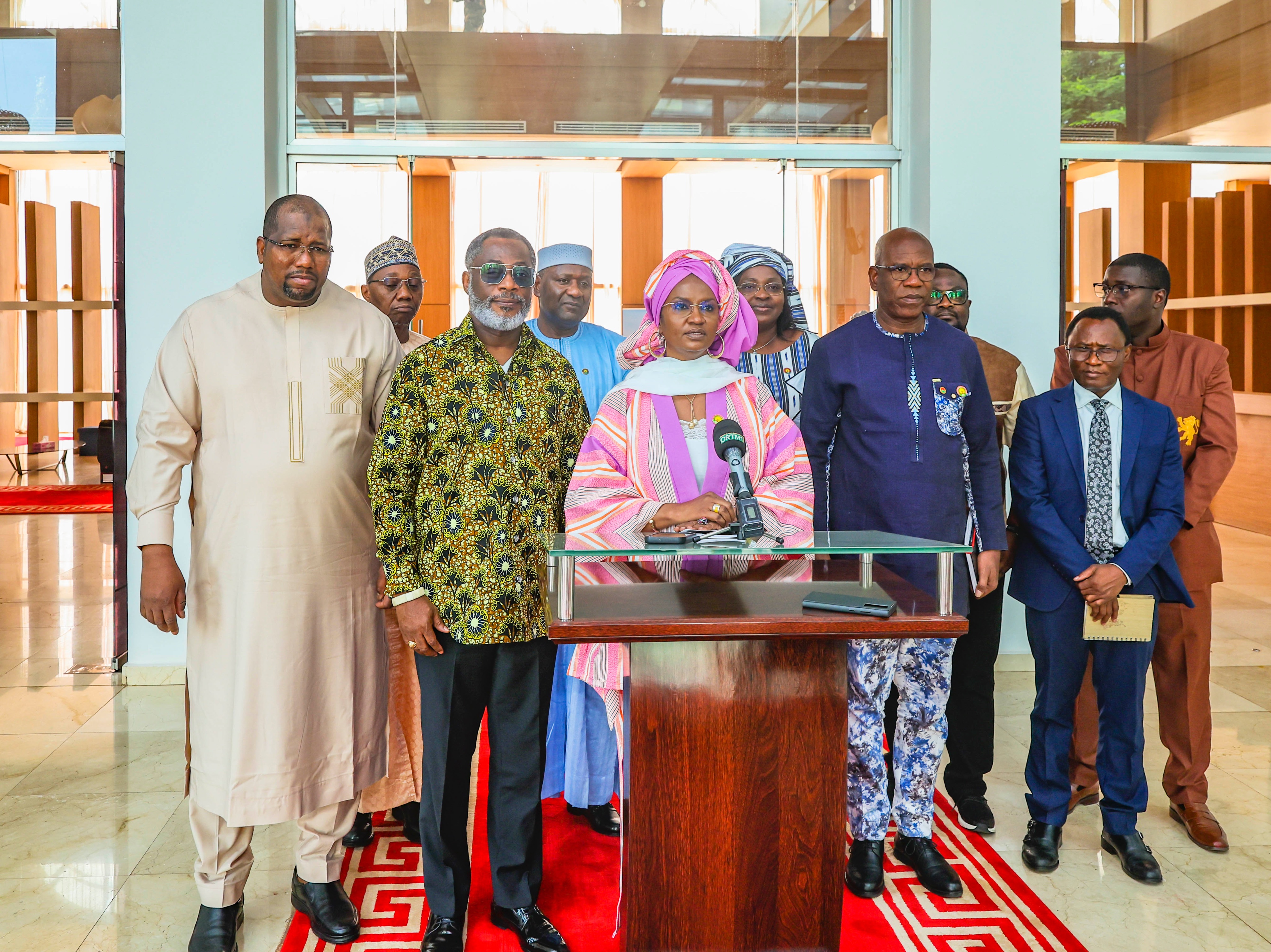 Sommet de l’Entrepreneuriat : Le Général Goïta reçoit la délégation de l'AES et annonce une Banque d’Investissement Confédérale