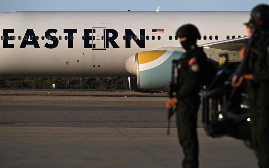 Immigration aux États-Unis : l’Administration Trump acquiert des Boeing 737 pour accélérer les expulsions d’immigrés