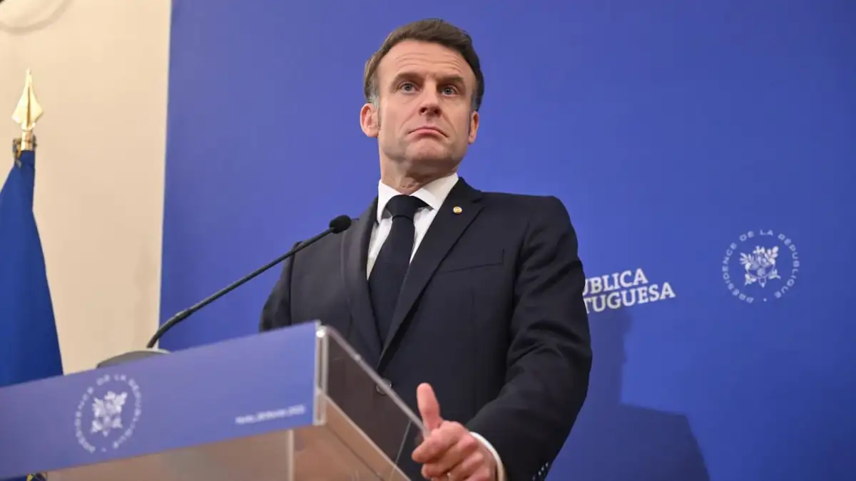 Fake news sur un putsch en France: un président africain s'inquiète pour Macron