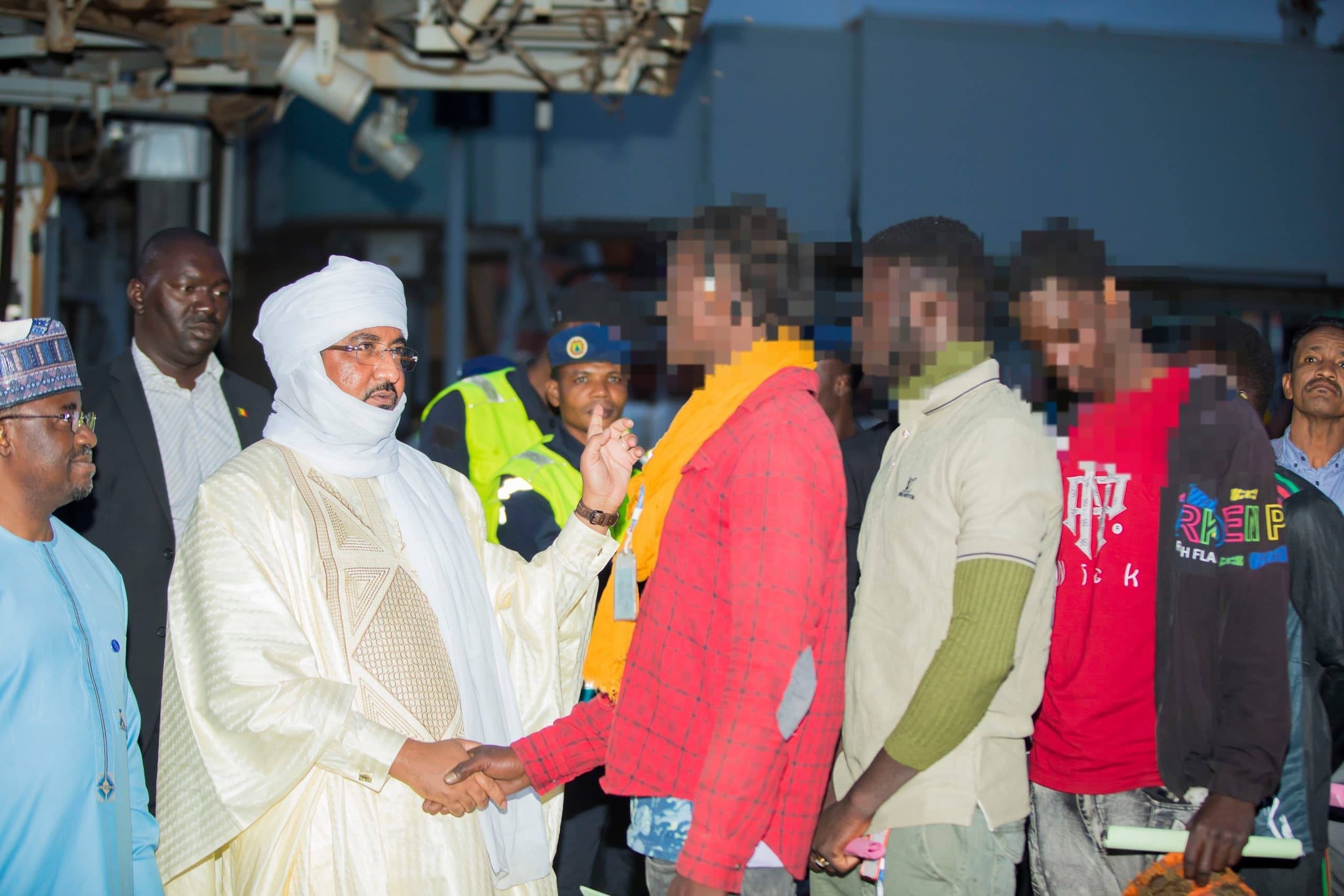 Retour au pays : 150 Maliens rapatriés d'Algérie et de Tunisie accueillis avec dignité à Bamako