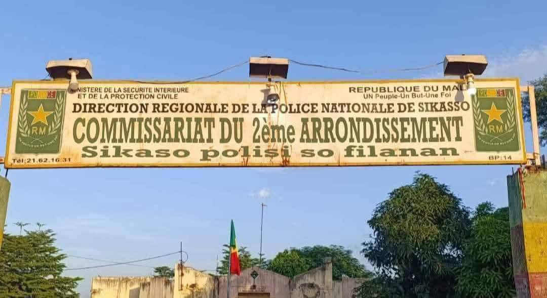 Sécurité à Sikasso : Le 2e Arrondissement démantèle un duo de cambrioleurs armés