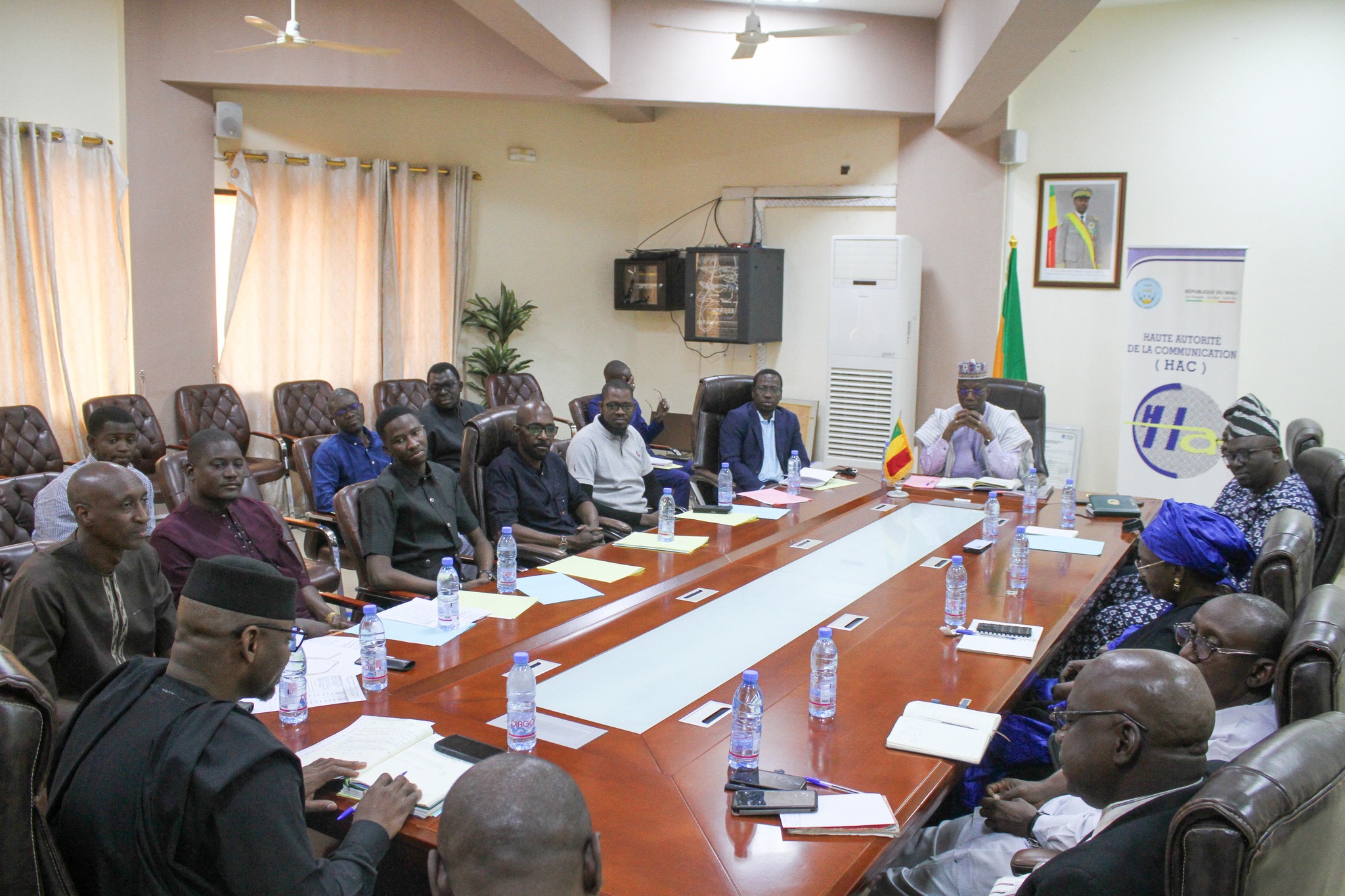 Médias numériques : La HAC engage la régularisation des Web TV et Web Radios