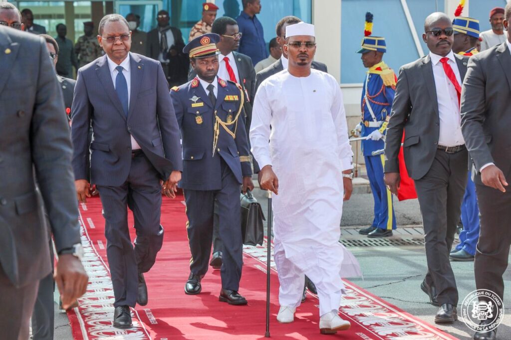 Mahamat Idriss Déby Itno à Paris pour redéfinir la coopération