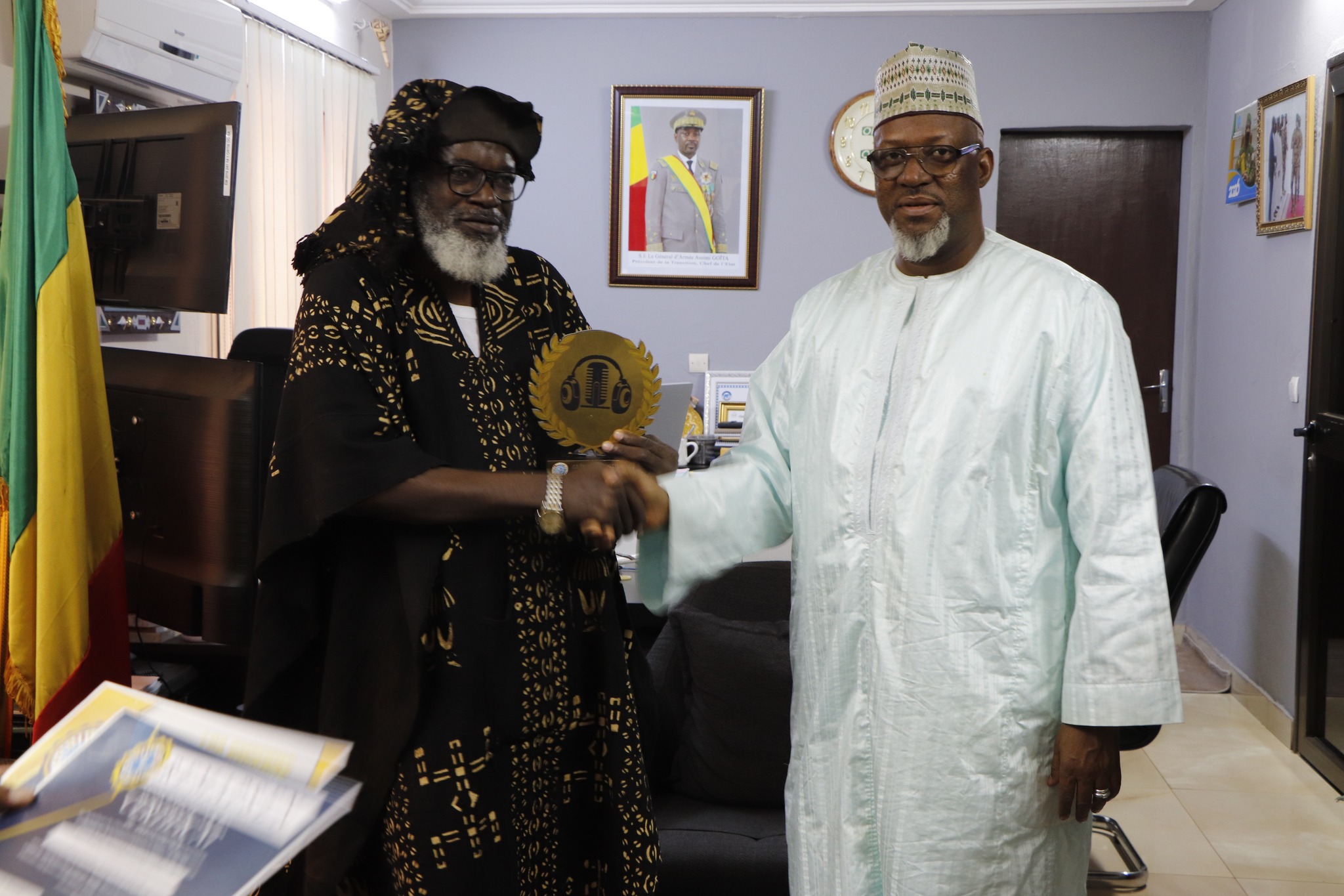 Distinction internationale : Le Directeur de l’ORTM-Bandiagara sacré « Champion Africain » à Cotonou