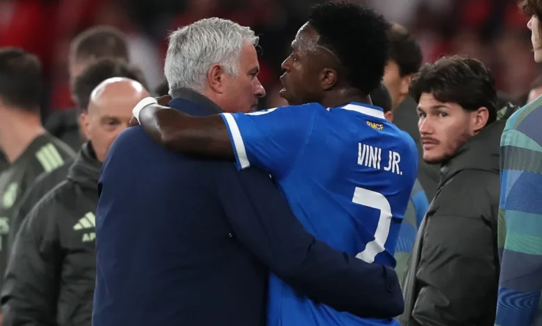 Real Madrid / Vinicius Jr accuse Mourinho de racisme : Mourinho réagit fermement
