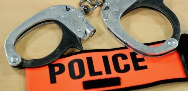 Deux hommes surpris en pleins ébats sexuels à…