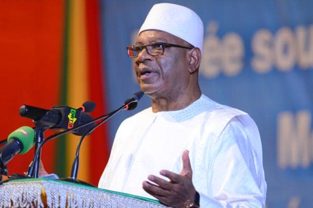 Mali: appel à des élections et à une révision constitutionnelle