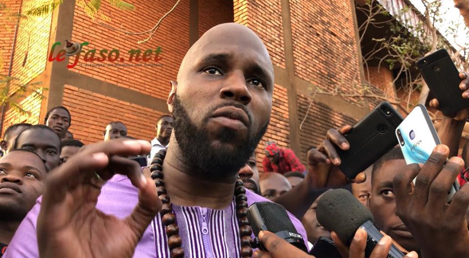 Procès de Kémi Séba : « J’aime nos présidents plus que le président Macron »