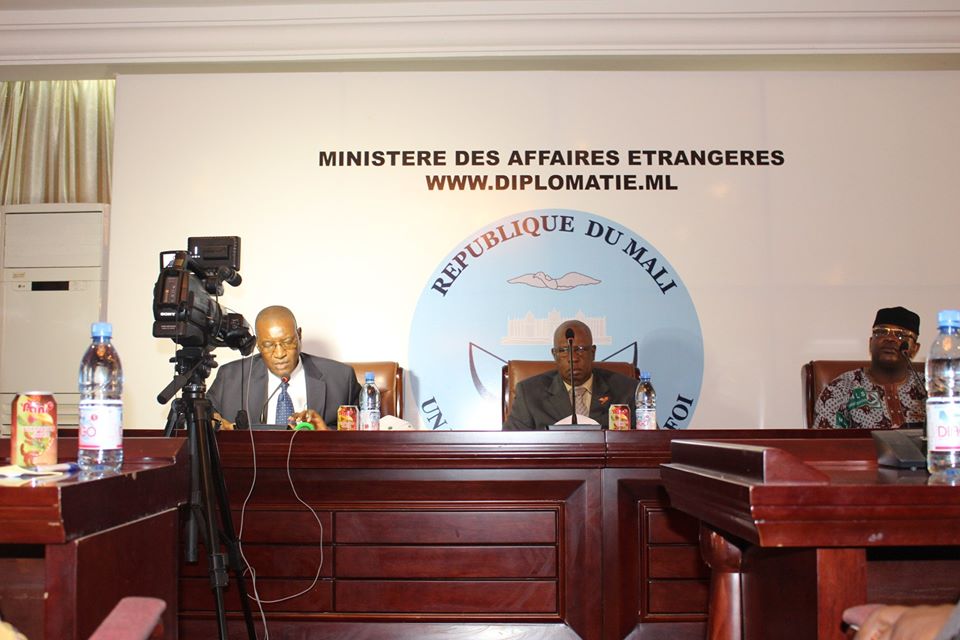 Lutte contre le VIH/SIDA, le personnel du MAECI s'implique