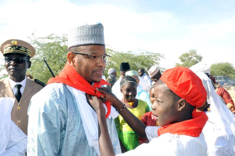 Le Premier Ministre Dr Boubou Cissé continue sa tournée dans la région de Tombouctou en se rendant ce matin dans le cercle de Goundam