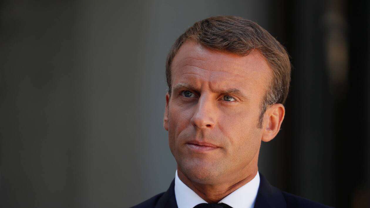 Transition au Mali : Macron appelle à la mise en place sans délai d’une transition politique civile