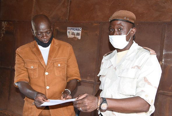 Logements sociaux de Kambila : Les bénéficiaires reçoivent leurs clés