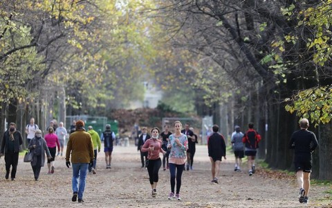 Activités physiques et santé : malgré la pandémie, l’OMS invite à rester actifs