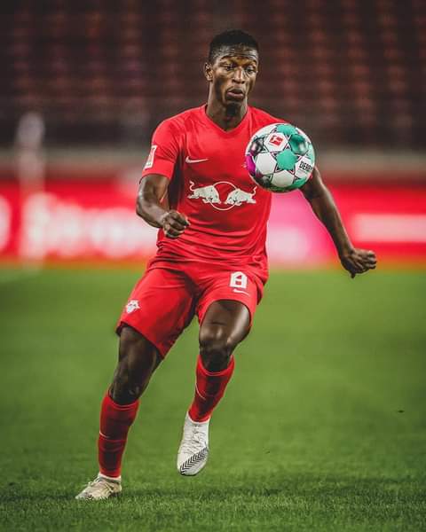 Football : Week-end des Aigles en Europe