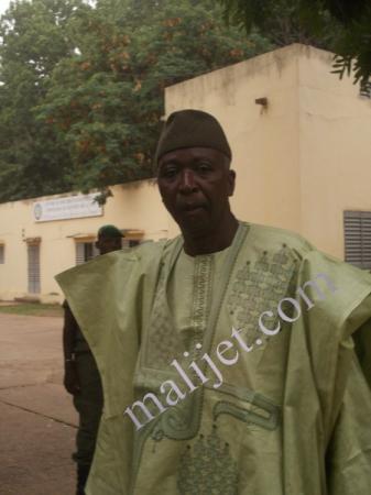 Application de l’accord d’Alger: Le président Bah N’Daw s’y engage; mais les maliens y sont réticents