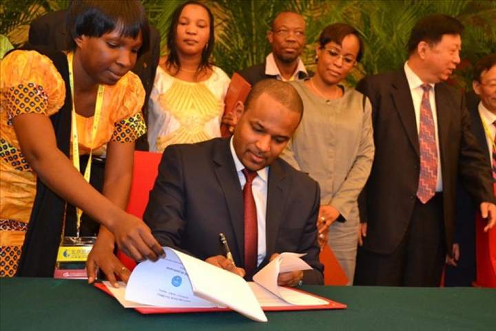 Mali – Boubou Cissé, ministre de l’Économie : « Nous continuerons à réduire les impôts des entreprises »