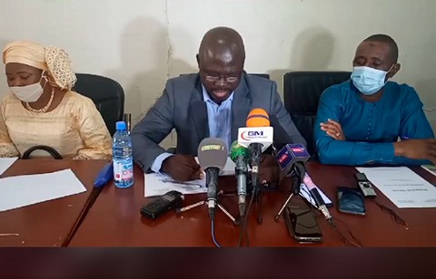 Enseignement supérieur du Mali : Le Collectif des Enseignants chercheurs tance le Comité exécutif du SNESUP et revendique…