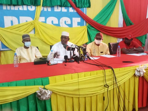 Haut Conseil des Maliens de l’Extérieur : Le conseil de base du Sénégal fustige la « gestion opaque » de Habib Sylla