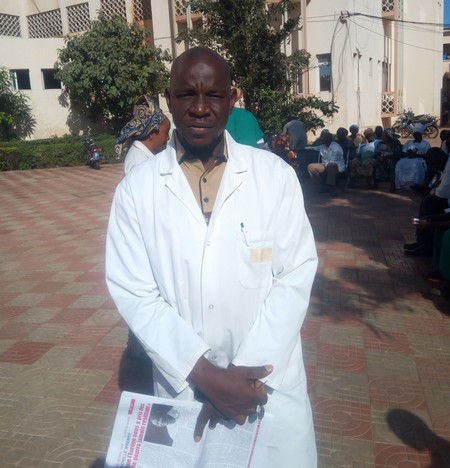 Djime Kanté, porte-parole du comité syndical du Chu Gabriel Touré, lors du sit-in des travailleurs dudit hopital : « Gabriel Touré est aujourd’hui un hôpital qui n’est pas digne de soigner un être humain »