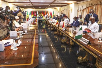 Mali : ce qui a fragilisé la junte au sommet d’Accra avec la Cédéao