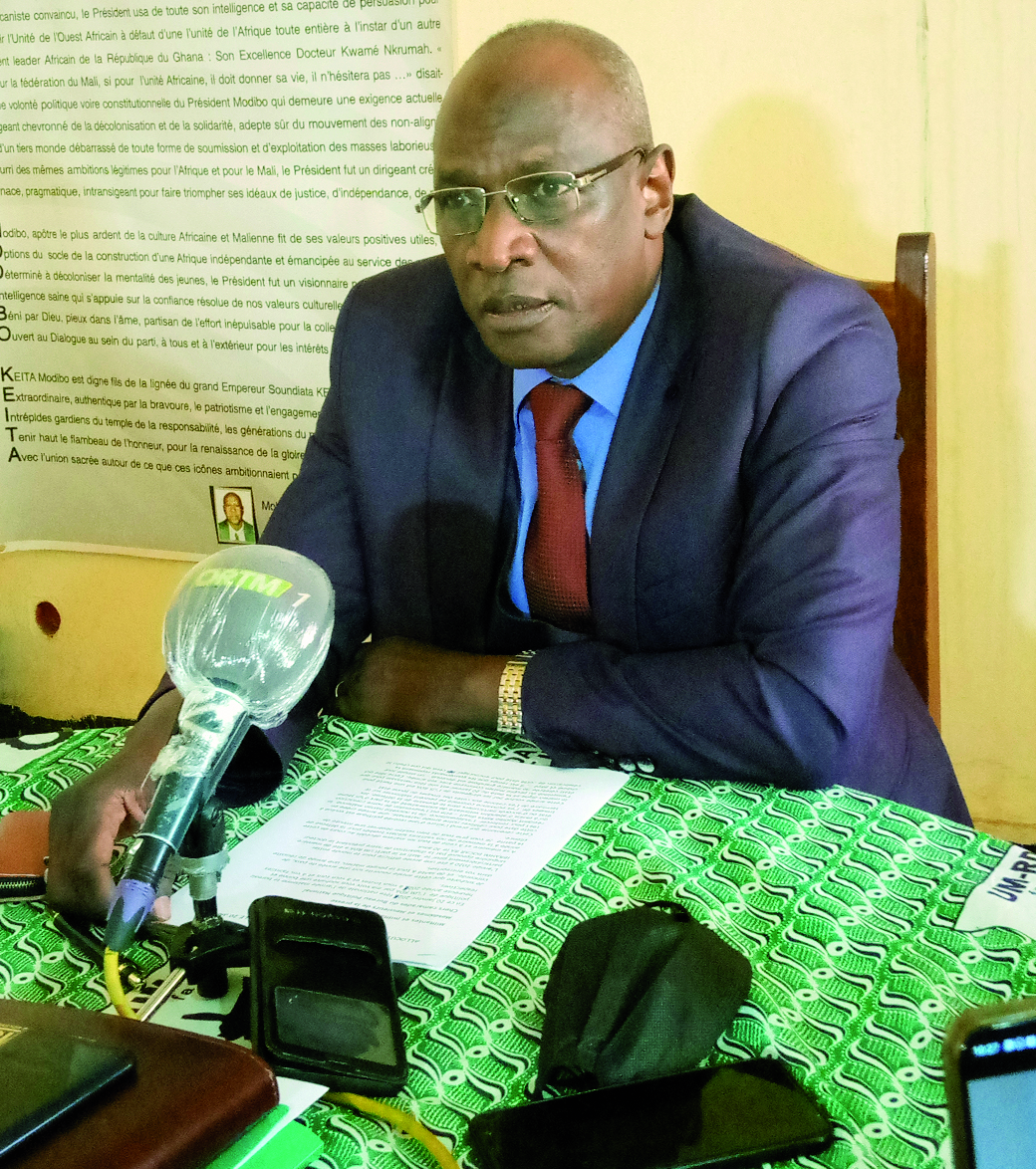 El Hadj Baba Haïdara dit Sandy de l'UM-RDA à propos de la transition :  «Les deux préoccupations majeures restent la paix, la réconciliation et l'organisation réussie d'élections propres »