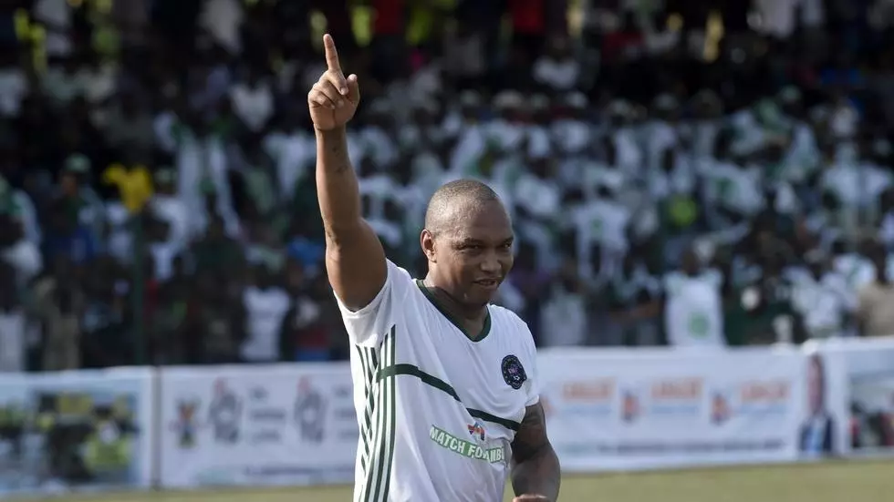 El Hadji Diouf : « Un seul but : dégager le coronavirus »