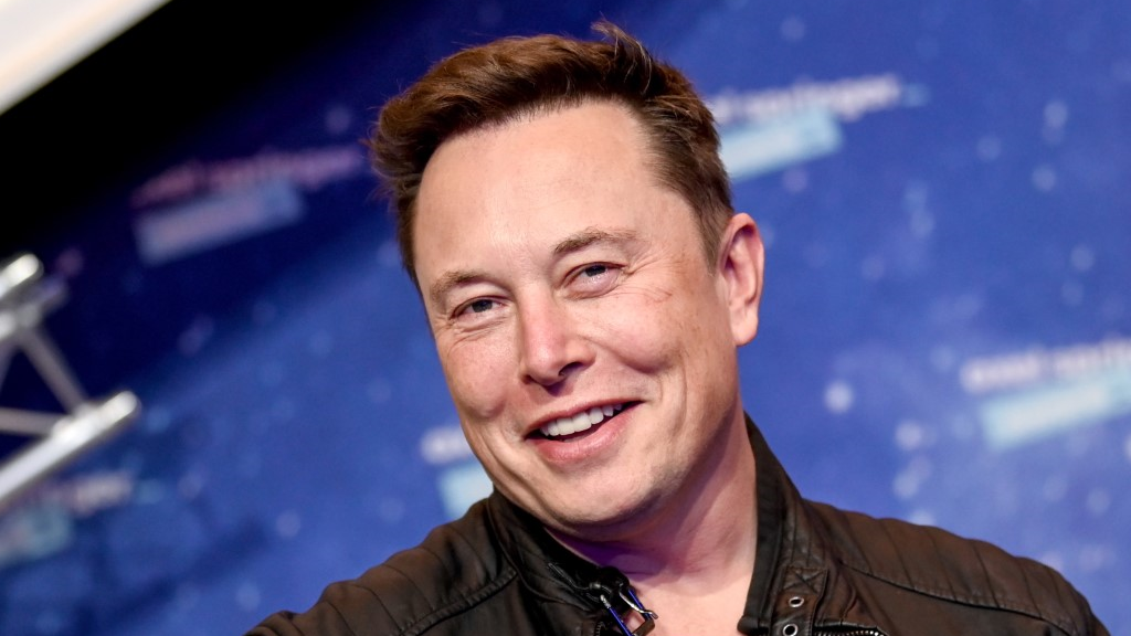 Elon Musk, le patron de Tesla, devient officiellement l’homme le plus riche du monde