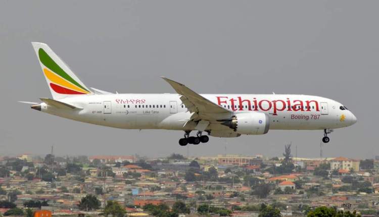 174 Chinois Débarquent à Conakry en pleine crise de covid-19